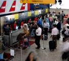 La compa��a a�rea con la que he contratado un vuelo me ha llamado para indicarme que el importe del mismo se ha incrementado. �Debo abonar la diferencia? 