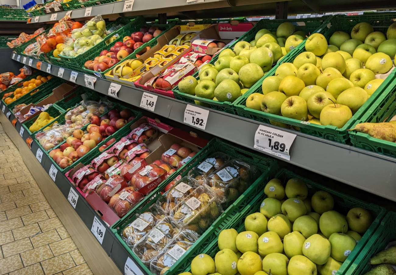 Continúa la escalada de precios en alimentos básicos: Uno de cada tres se ha encarecido en marzo
