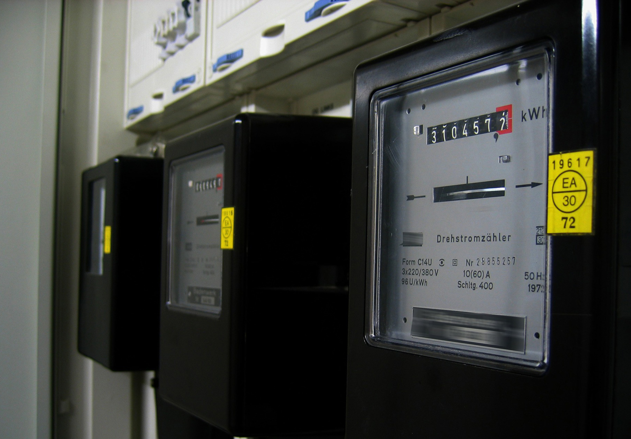 Industria inhabilita a tres comercializadoras de electricidad Industria inhabilita a tres comercializadoras de electricidad