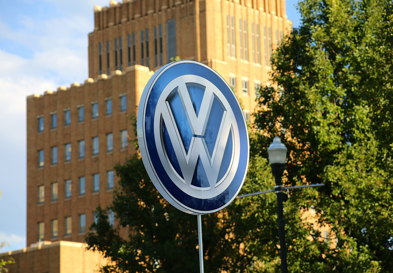 Volkswagen confirma que pagará más de 15.000 millones de dólares en EE UU por el fraude de las emisiones Volkswagen confirma que pagará más de 15.000 millones de dólares en EE UU por el fraude de las emisiones