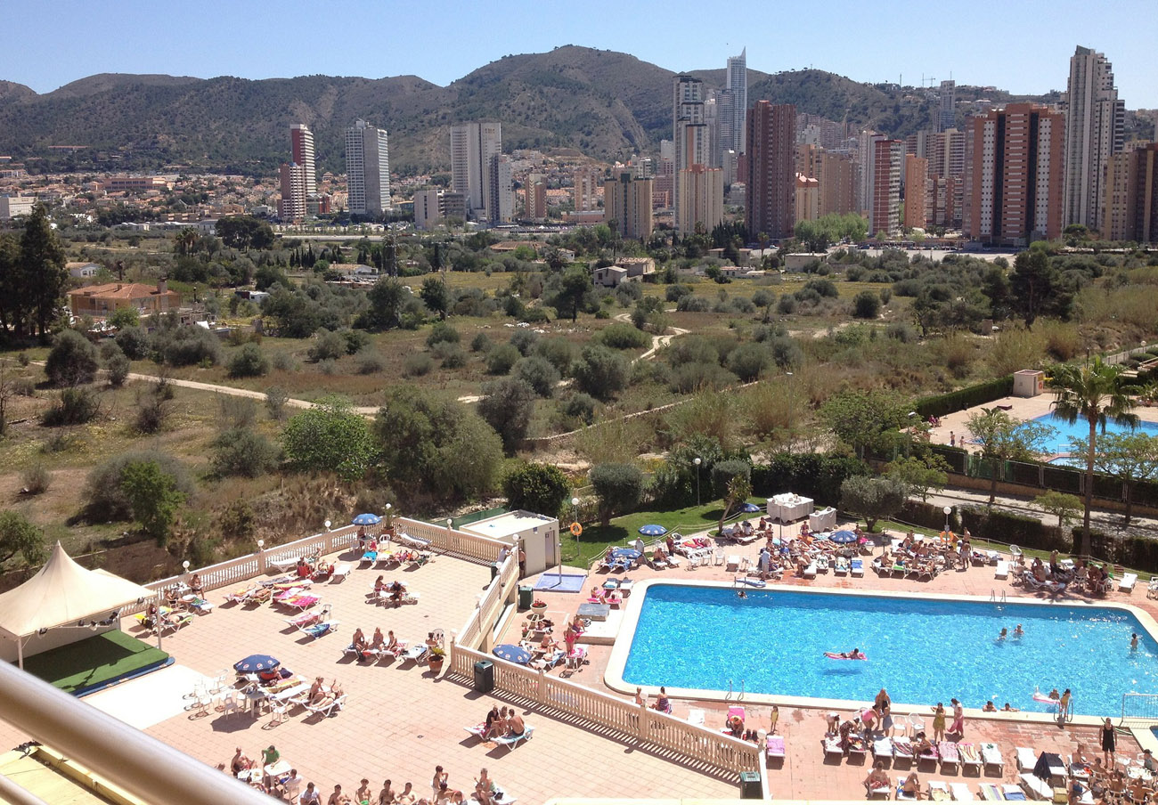 Booking intentó duplicar el precio de un hotel ya pagado a un socio de FACUA: de 930 a 1.838 euros Booking intentó duplicar el precio de un hotel ya pagado a un socio de FACUA: de 930 a 1.838 euros