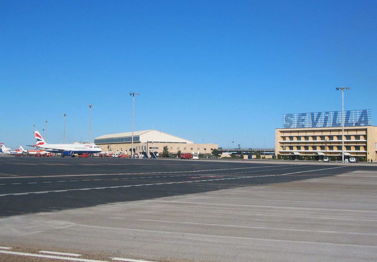 CCOO denuncia que el aeropuerto de Sevilla no cuenta con las medidas contra incendios necesarias CCOO denuncia que el aeropuerto de Sevilla no cuenta con las medidas contra incendios necesarias