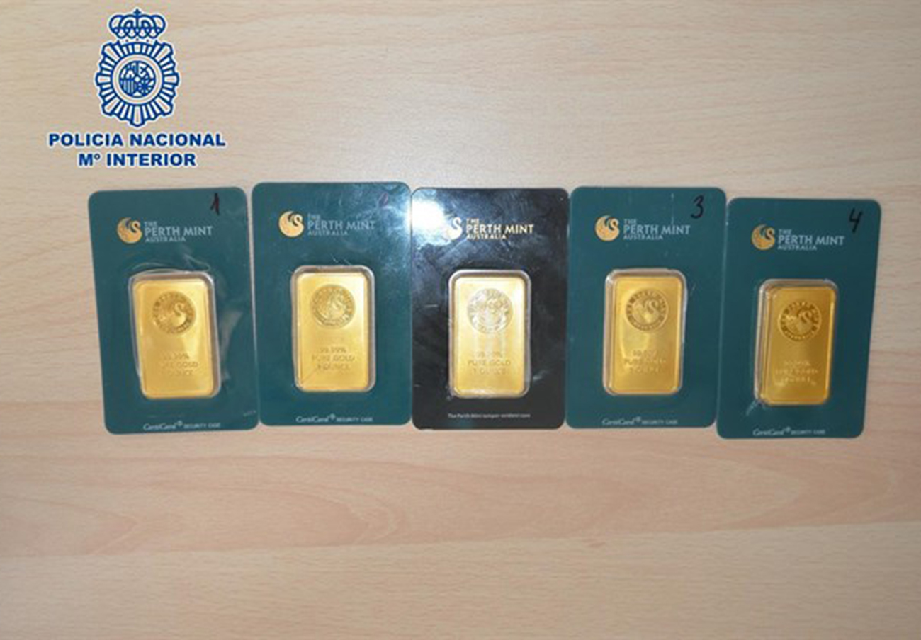 Un detenido en Torremolinos por vender falsos lingotes de oro Un detenido en Torremolinos por vender falsos lingotes de oro