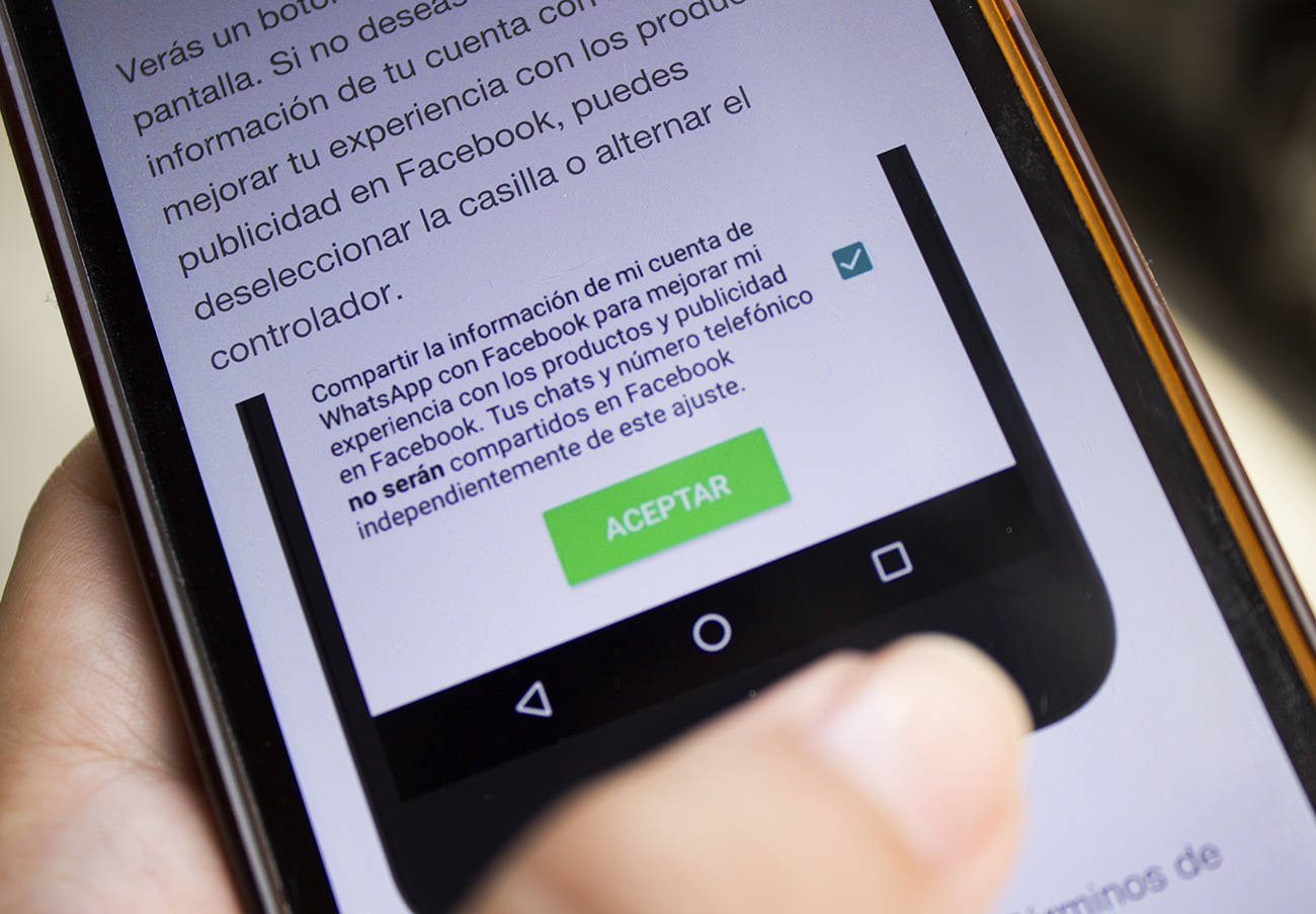 Whatsapp anuncia que compartirá los datos de los usuarios con Facebook Whatsapp anuncia que compartirá los datos de los usuarios con Facebook