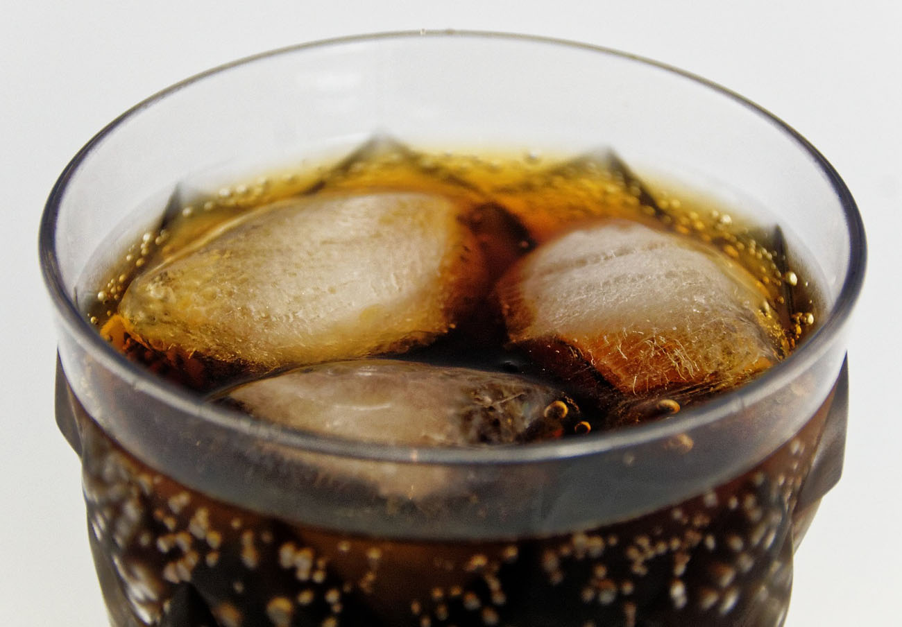 La OMS aboga por subir un 20% los impuestos sobre las bebidas azucaradas La OMS aboga por subir un 20% los impuestos sobre las bebidas azucaradas