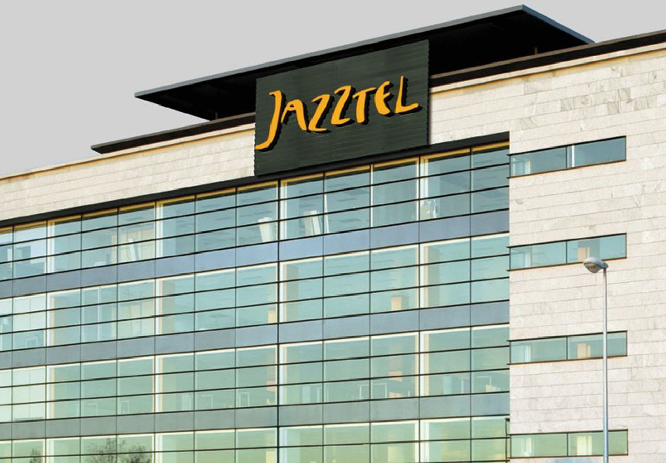 FACUA denuncia a Jazztel por subir 2 euros sus tarifas sin respetar los contratos de permanencia FACUA denuncia a Jazztel por subir 2 euros sus tarifas sin respetar los contratos de permanencia