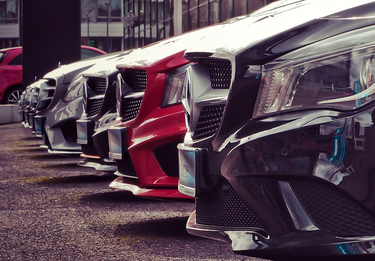 FACUA denuncia a la empresa madrileña Davelicars por vender coches usados con sólo tres meses de garantía FACUA denuncia a la empresa madrileña Davelicars por vender coches usados con sólo tres meses de garantía