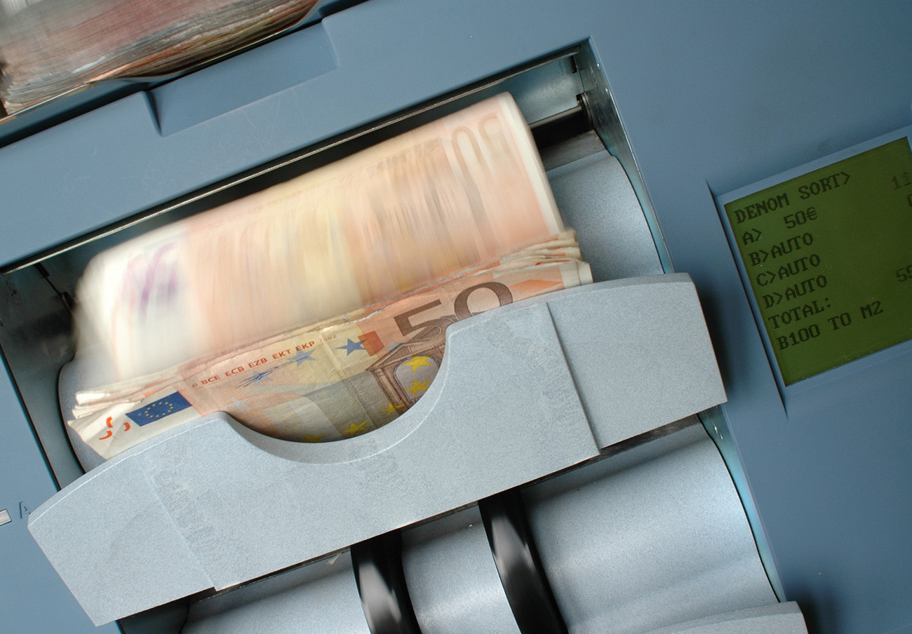 "Dije que quería llevarme la oferta del banco para verla con FACUA y amenazaron con llamar a seguridad" "Dije que quería llevarme la oferta del banco para verla con FACUA y amenazaron con llamar a seguridad"