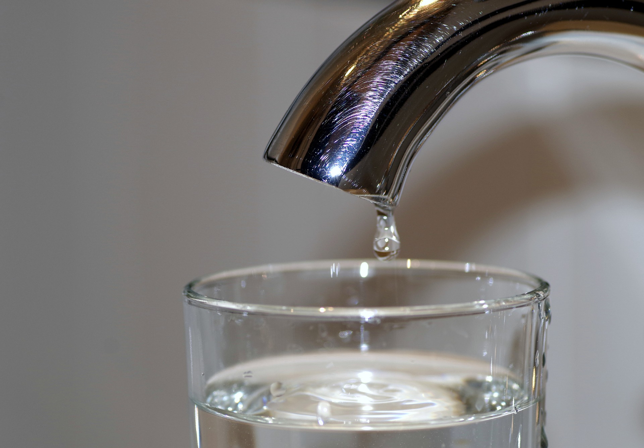 FACUA exige al Ayuntamiento de Cudillero que garantice el suministro de agua potable para el consumo 