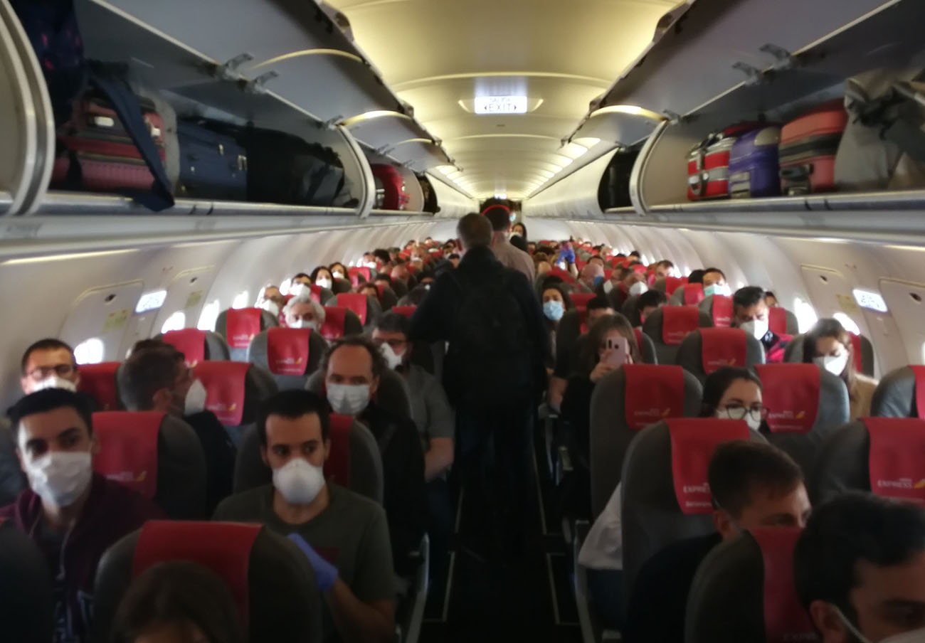 FACUA denuncia a Iberia Express: incumplió medidas de separación entre pasajeros en un vuelo a Las Palmas