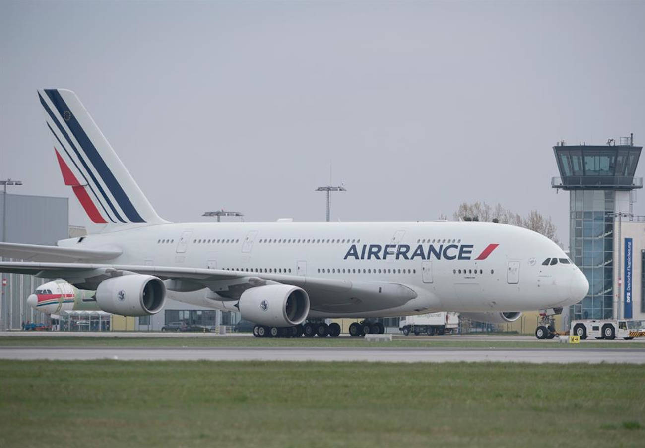 Tras la actuación de FACUA, Air France devuelve a 2 usuarios 1.100 euros de un vuelo cancelado por Covid