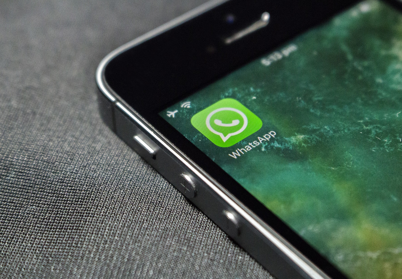 Dos nuevos timos a través de WhatsApp suplantan la identidad de usuarios y piden dinero a sus contactos