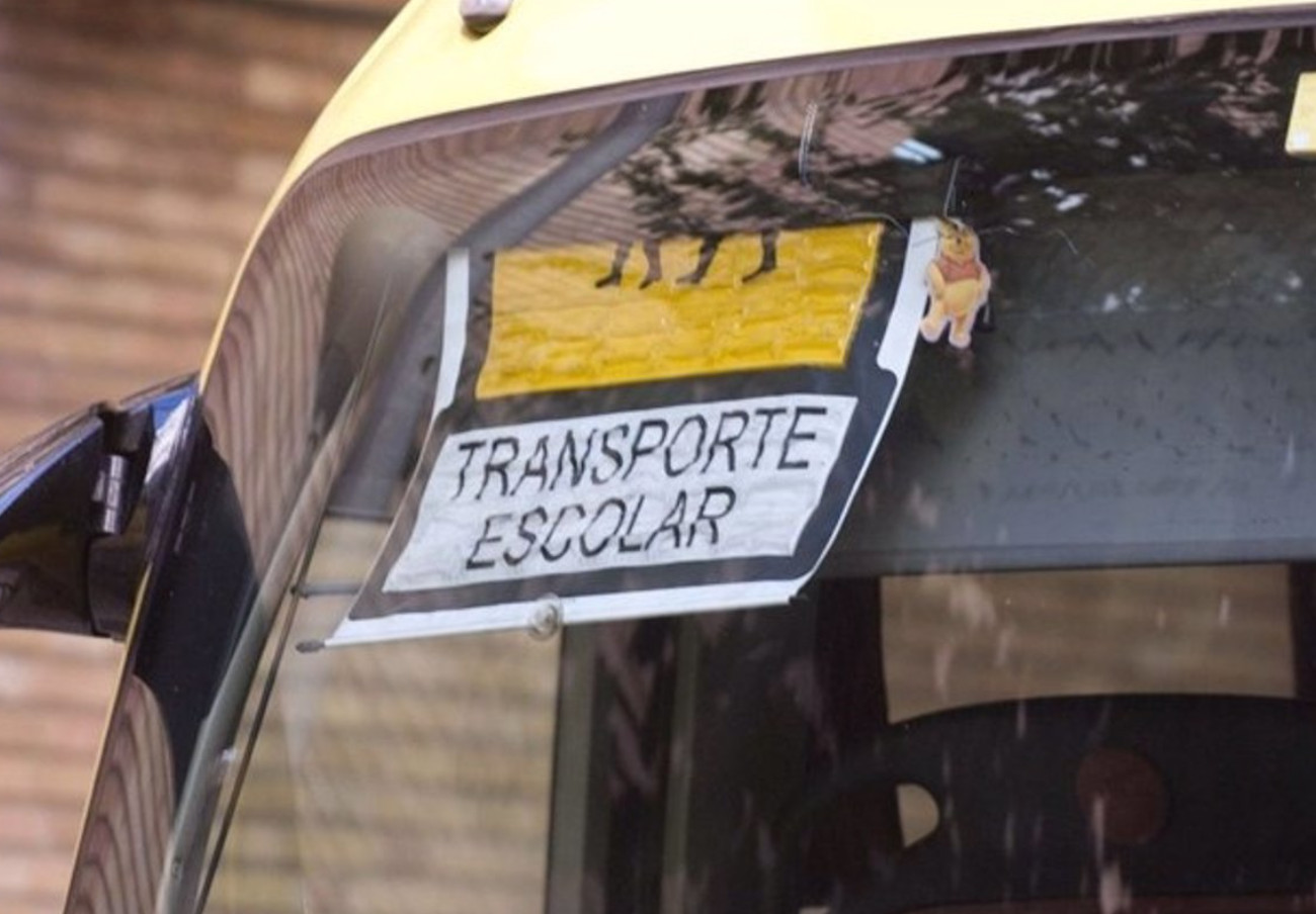 FACUA Asturias exige un transporte público para los estudiantes que viven en las zonas rurales