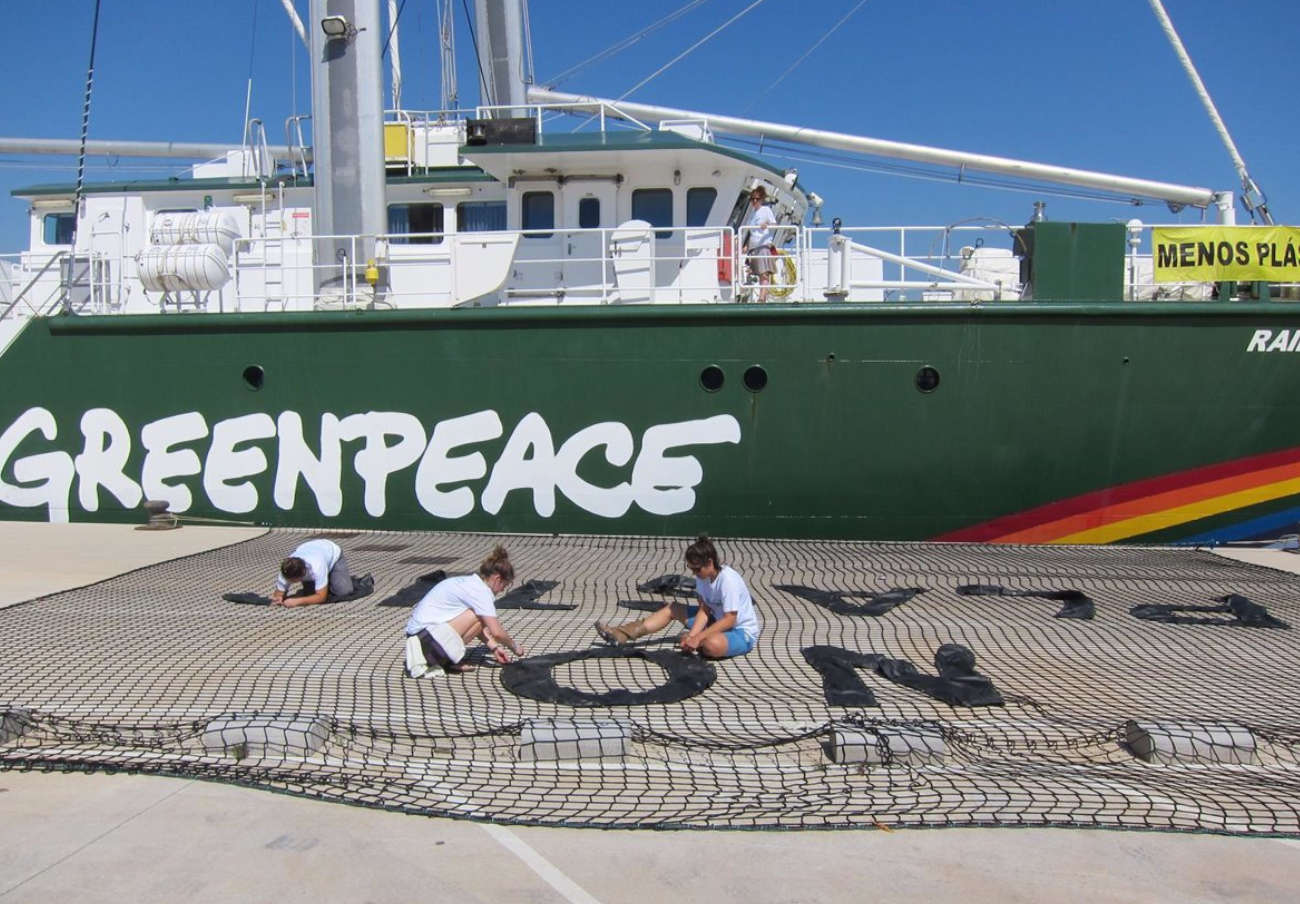 El activismo de Greenpeace denuncia el sinsentido de los vuelos vacíos y marca la agenda mediática