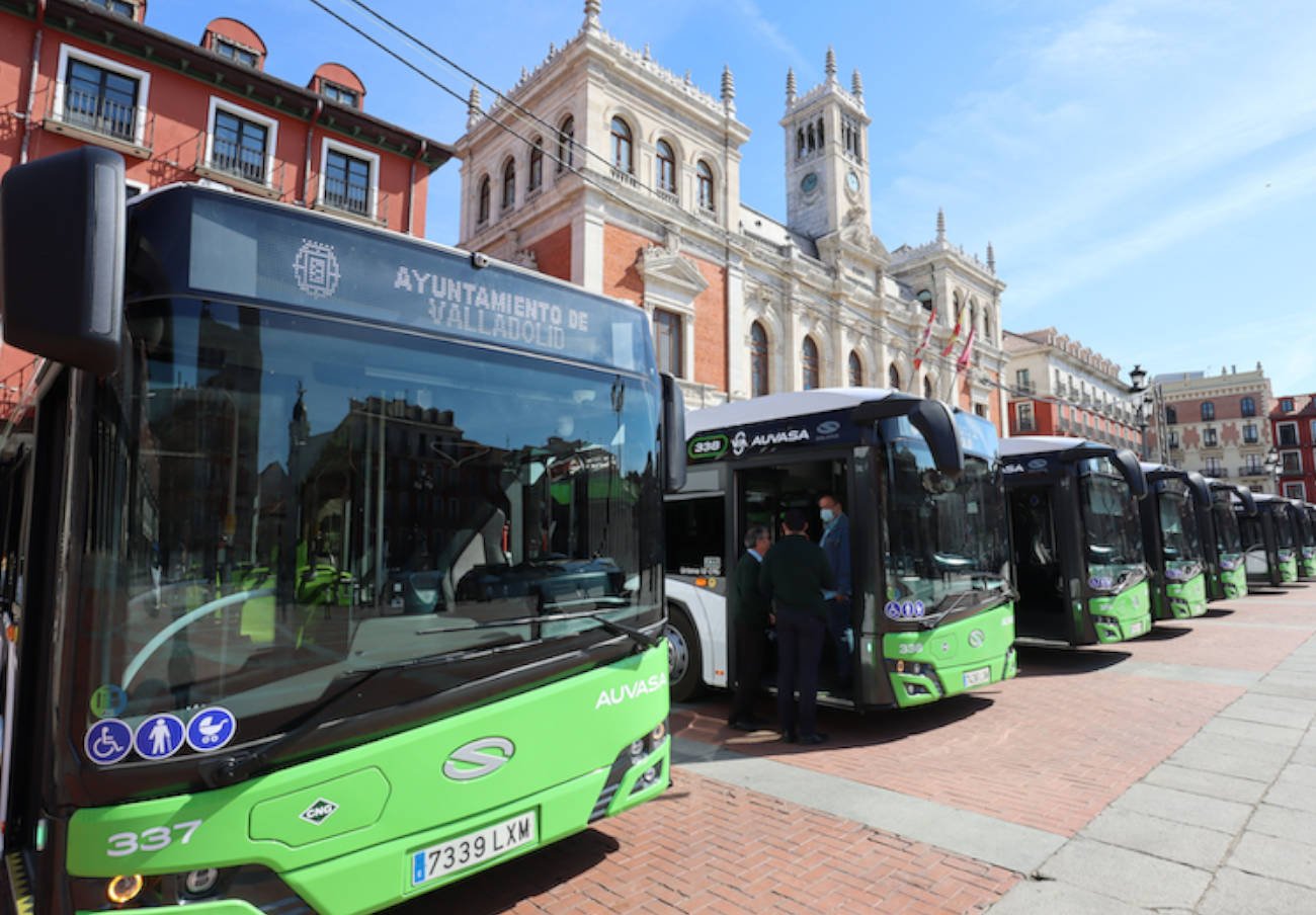 FACUA pide al Ayuntamiento de Valladolid que restablezca el pago en efectivo en los autobuses urbanos