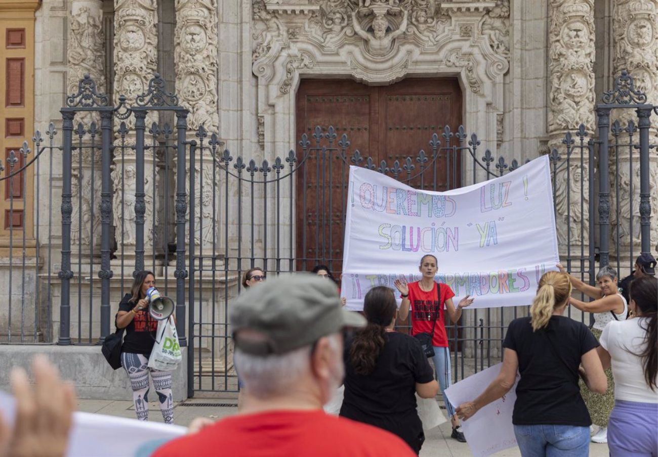 El Ayuntamiento incumple su promesa de crear una mesa sobre los cortes de luz, denuncia FACUA Sevilla