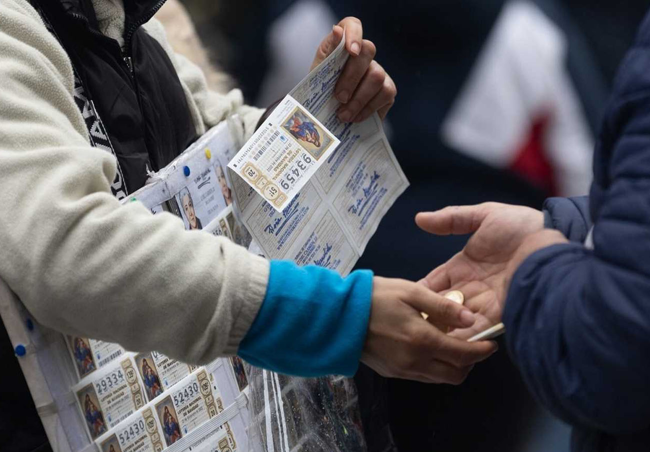 Lotería de Navidad: FACUA advierte de los fraudes que pueden sufrir los consumidores con sus décimos