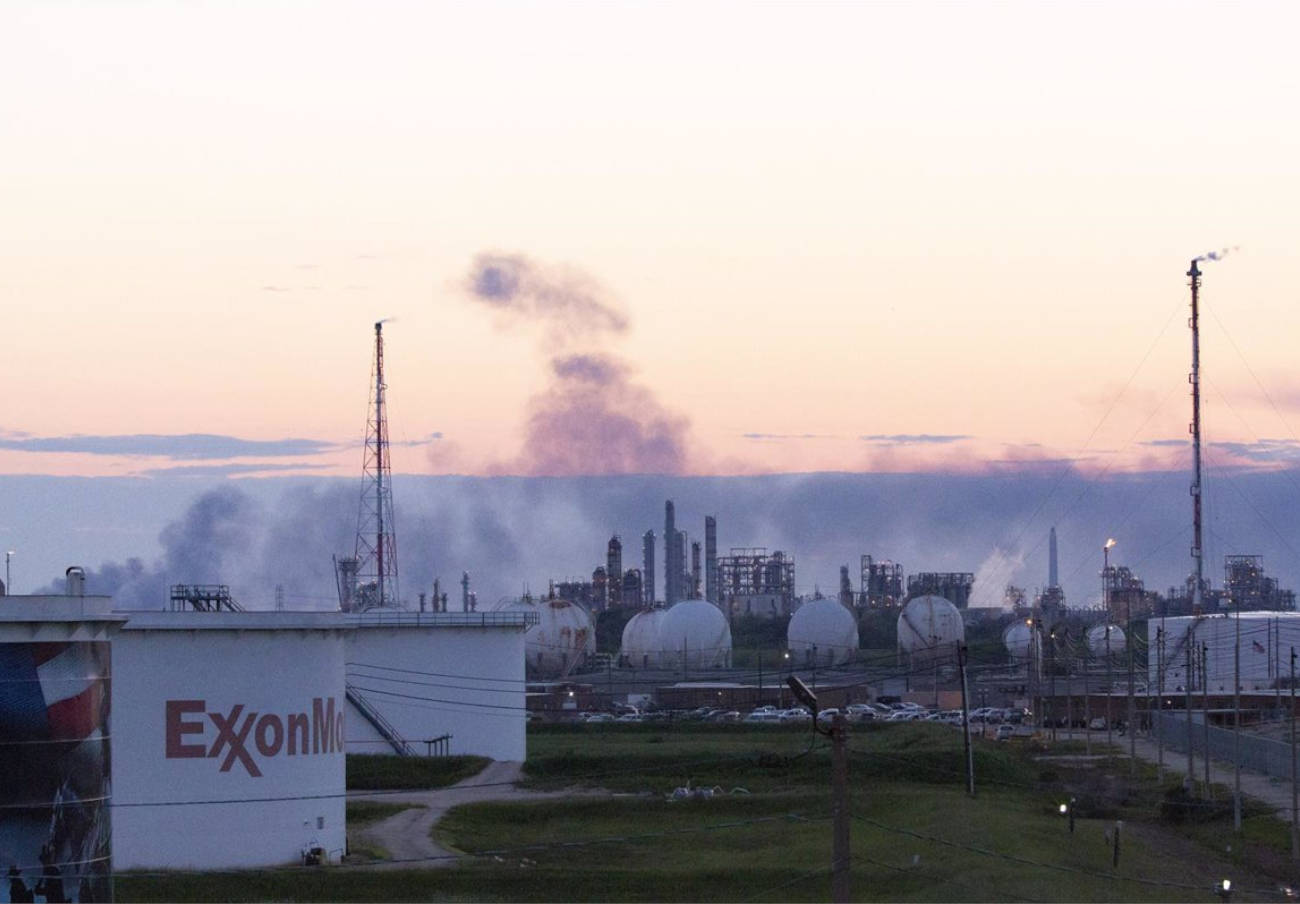 Exxon ocultó durante décadas el cambio climático y difundió información falsa sobre sus propios informes