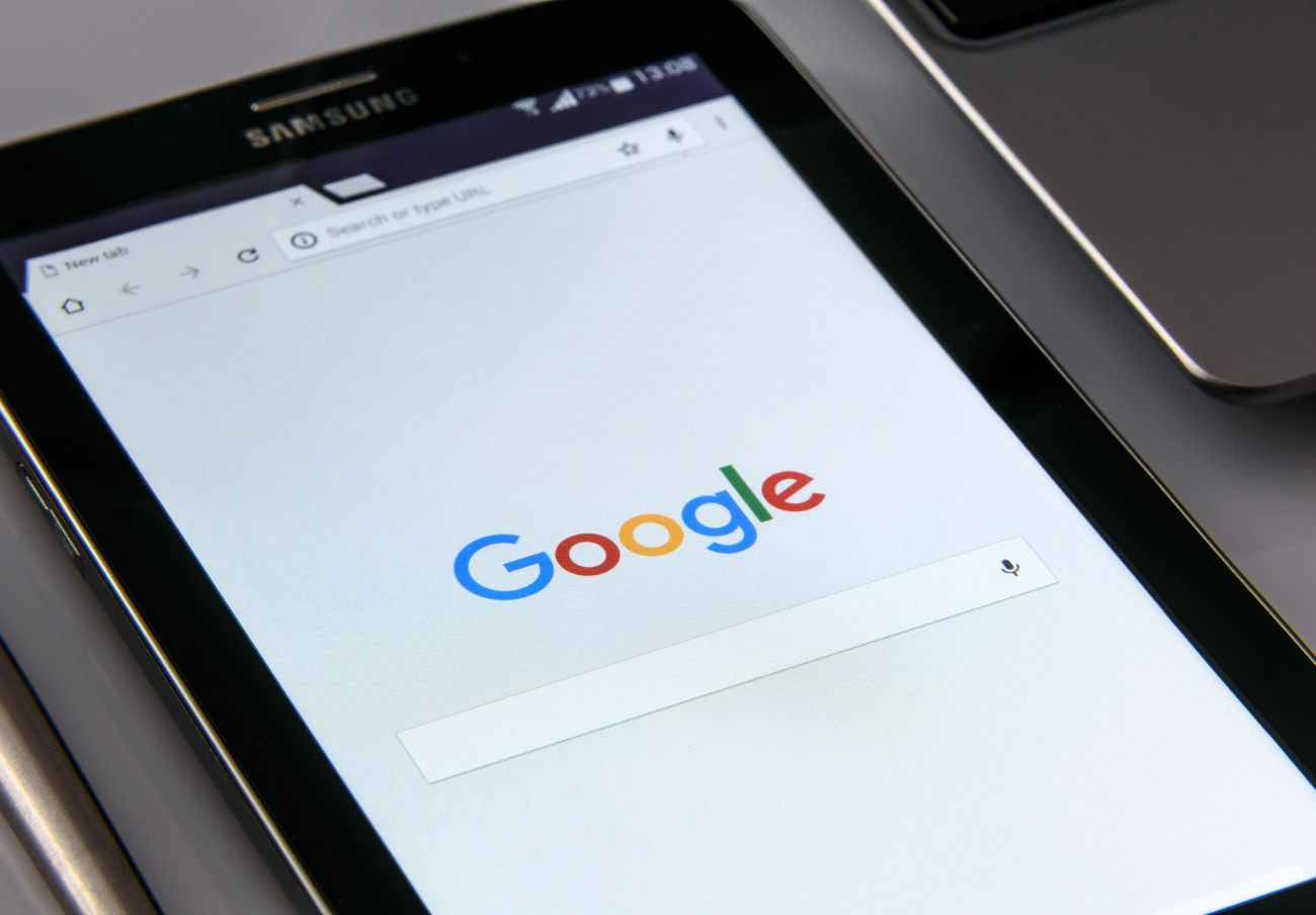 Estados Unidos demanda a Google por monopolio y reclama que escinda parte de su negocio publicitario
