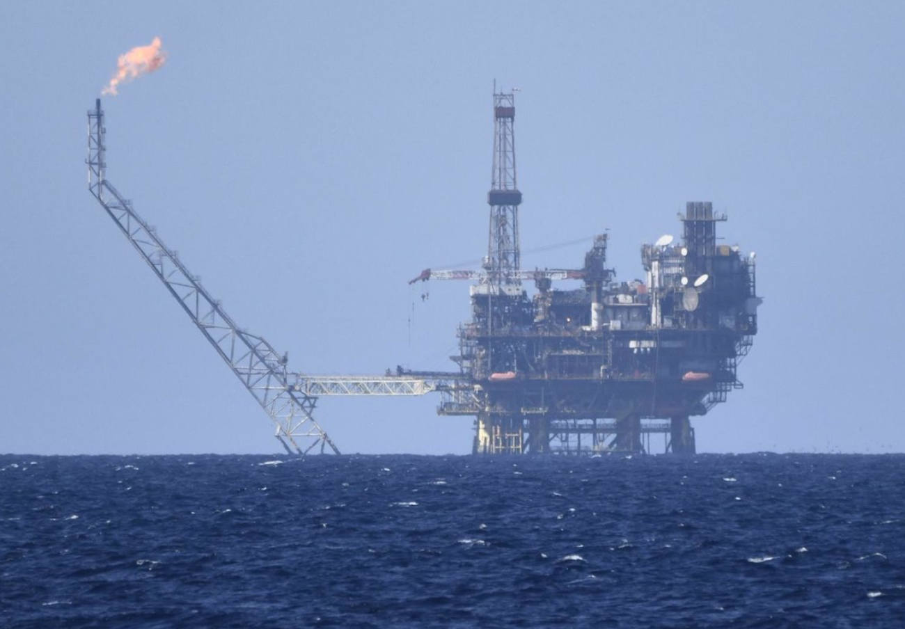 Las siete grandes petroleras dispararon sus beneficios hasta los 208.828 millones de euros en 2022
