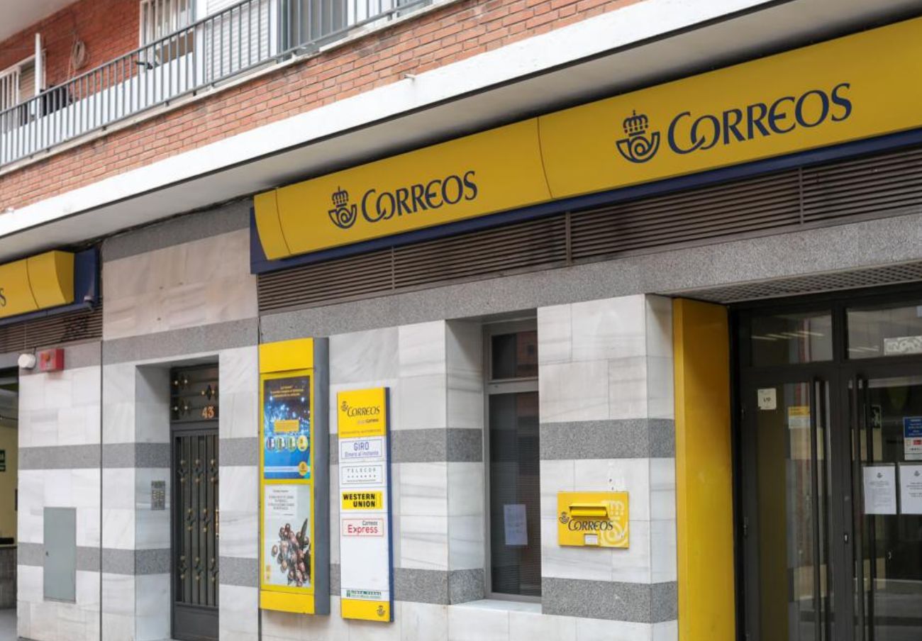 FACUA Sevilla reclama la reapertura de Correos los sábados en oficinas que cerraron hace tres años