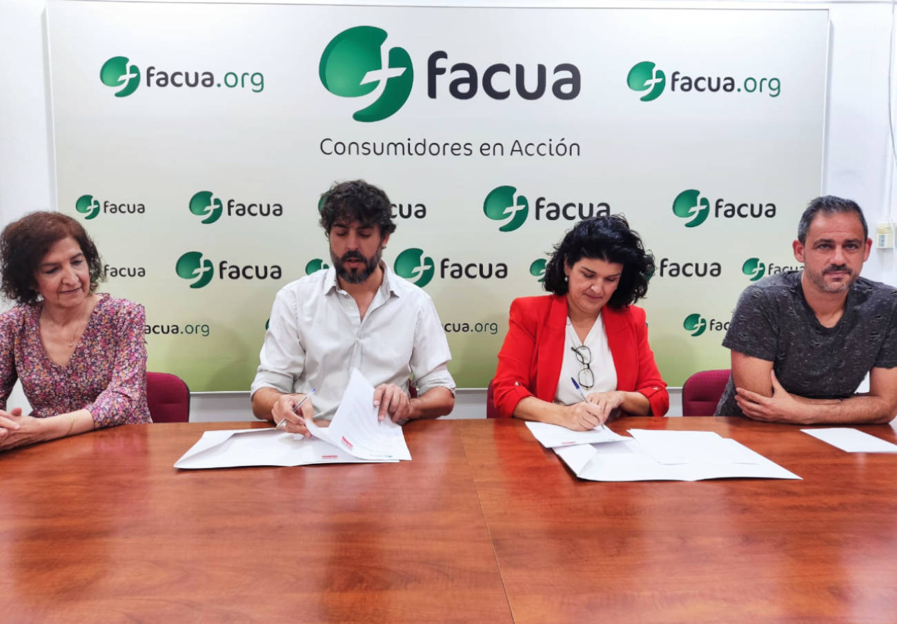 FACUA Sevilla renueva su acuerdo con CCOO para coordinar acciones en defensa de usuarios y trabajadores