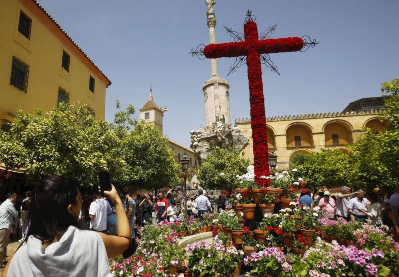 FACUA Córdoba pide incrementar los controles e inspecciones durante las Cruces de mayo
