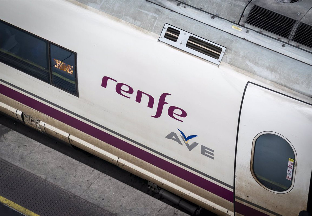 FACUA insta a Renfe a solucionar el caos provocado por las cancelaciones de trenes debido a la DANA