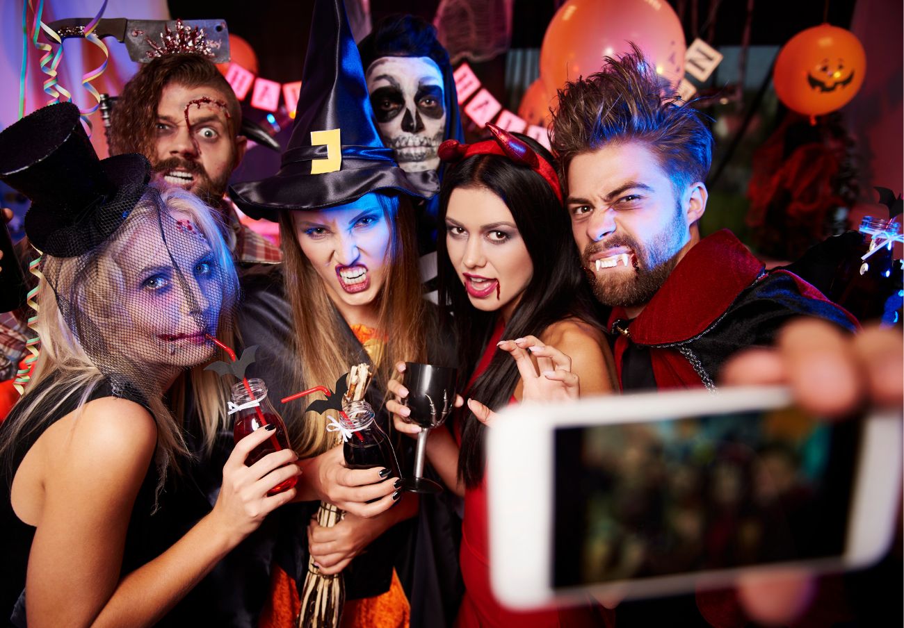 FACUA exige controles en las fiestas de Halloween para garantizar la seguridad de los asistentes
