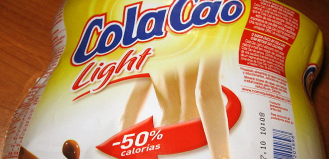 Tras la denuncia de FACUA, el etiquetado de Cola Cao Light deja de asegurar que aporta "la mitad de calorías"
