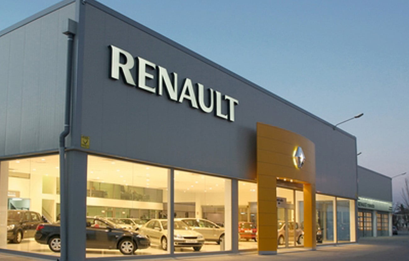 Renault revisará 15.000 vehículos en Francia por irregularidades en las emisiones contaminantes Renault revisará 15.000 vehículos en Francia por irregularidades en las emisiones contaminantes